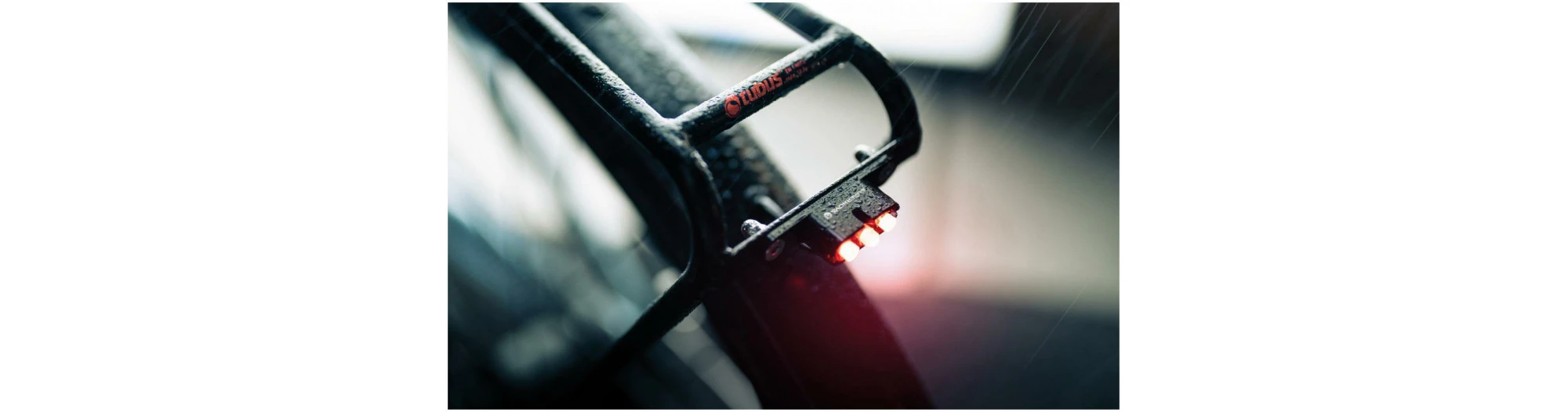 Supernova Eclairage Arrière E3 Tail Light-FR2 – Image 2