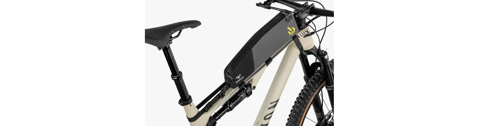 APIDURA Sacoche De Cadre Backcountry Long Toptube 1.8L – Image 4